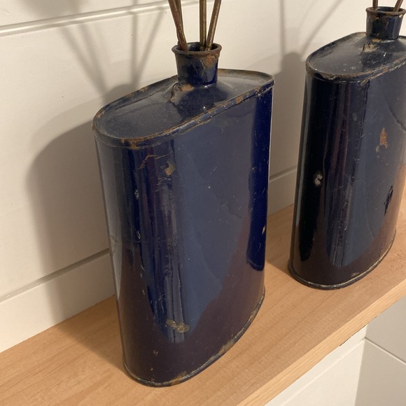 Vintage enamel flask/bud vases UNIQUE! Stunning blue! SET OF 2! - Picture 3 of 8